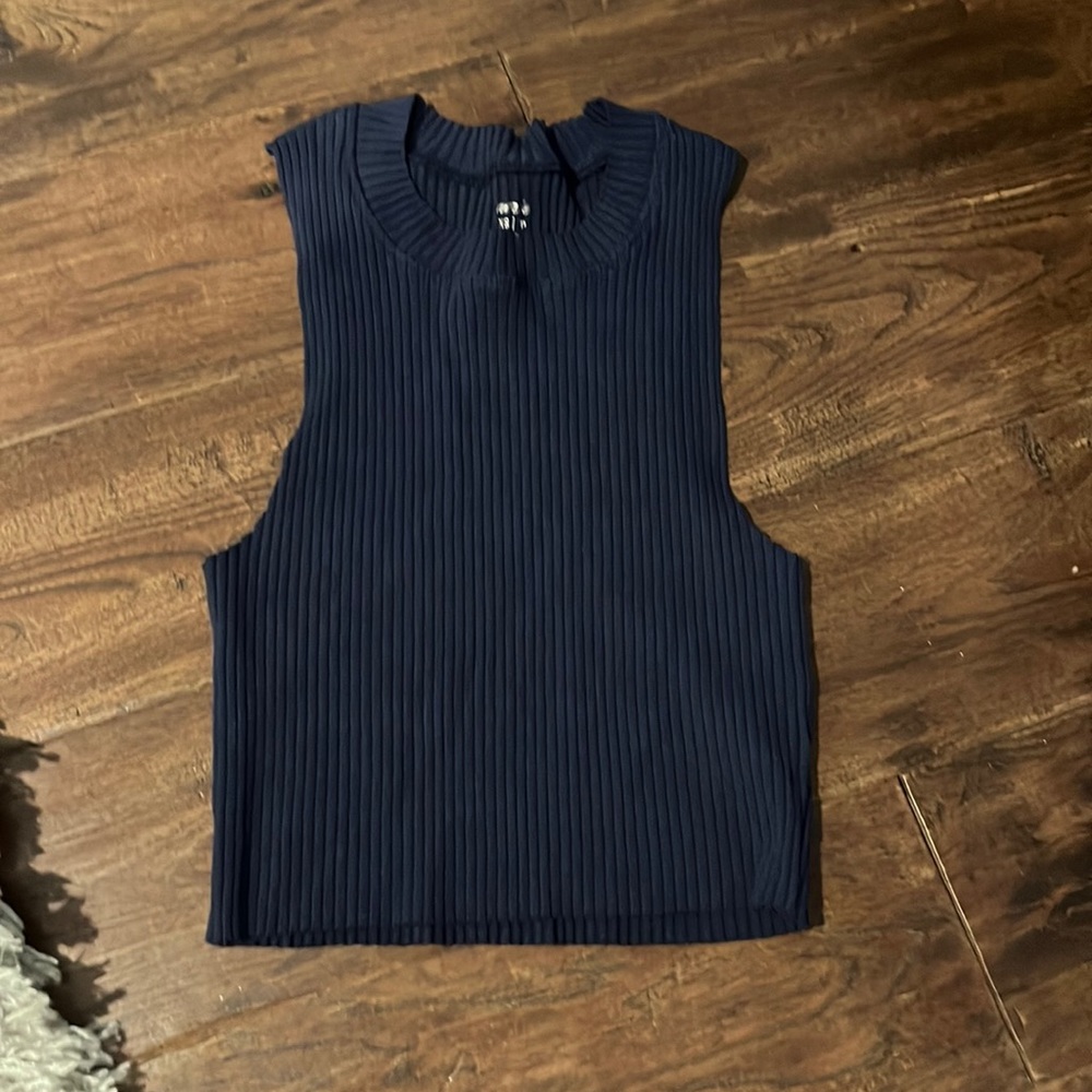 Aerie navy blue cropped tank top. Size:xs